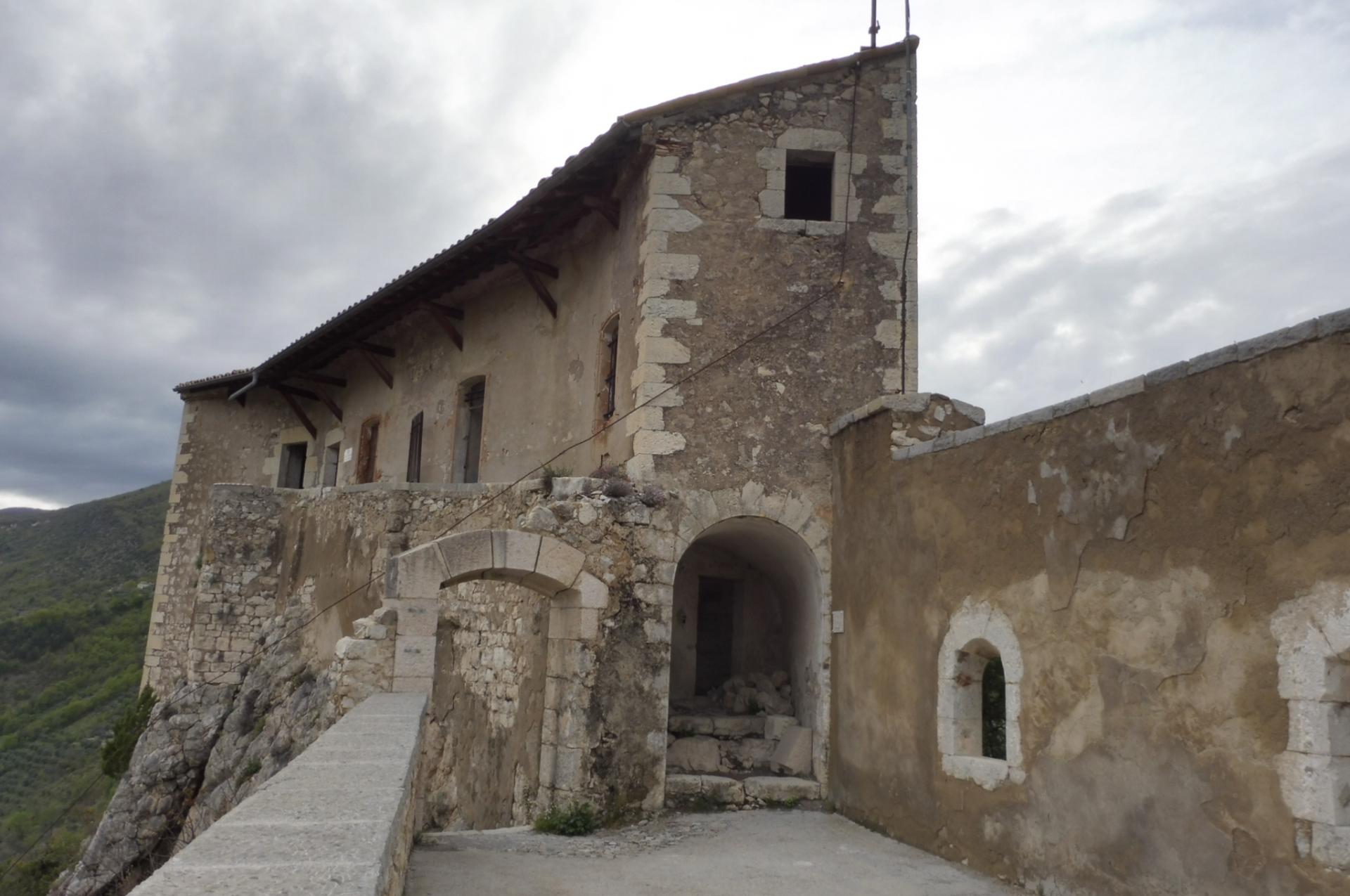 Citadelle et de l'enceinte fortifiée d'Entrevaux (04)
